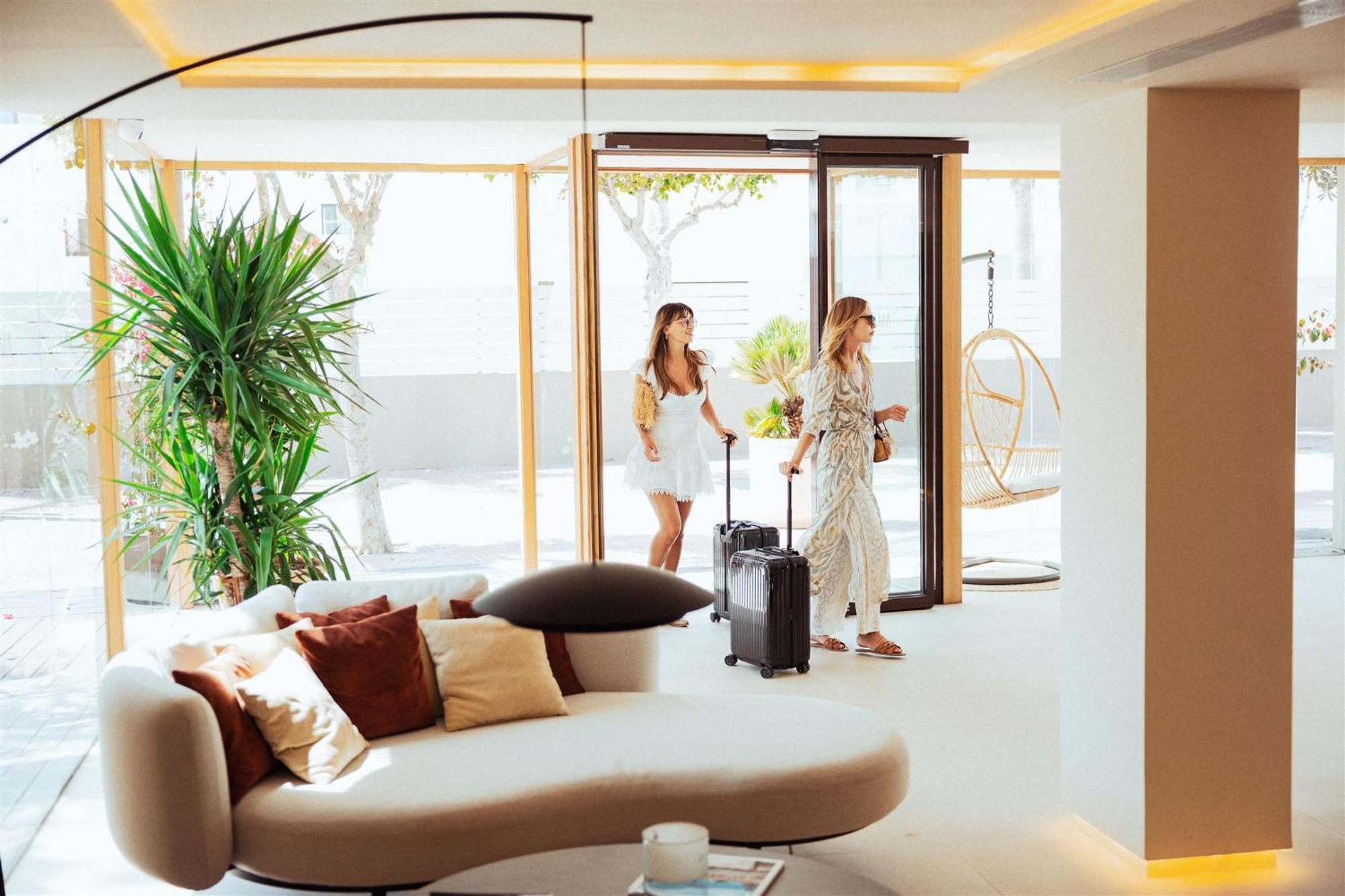 Ama Ibiza (Adults Only) Hotel Platja d'en Bossa Eksteriør billede